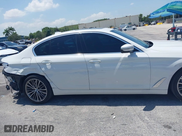 2018 BMW 5 Series 540i с VIN WBAJE5C5XJWA96101, выставлен на аукционе IAAI как лот 42268201 с пробегом 111 626 миль миль и . История ставок и продаж доступна на DreamBid. Изображение 13.