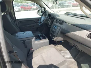 2012 Chevrolet Tahoe Commercial with VIN 1GNLC2E05CR320494, listed as a IAAI auction lot 42838775 with 120,139 mi miles and . Bid and sale history available at DreamBid. Image 5.