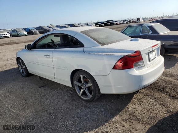2013 Volvo C70 T5 with VIN YV1672MC9DJ140709, listed as a Copart auction lot 75101684 with 0 mi miles and Non Repairable. Bid and sale history available at carsss.com. Image 2.