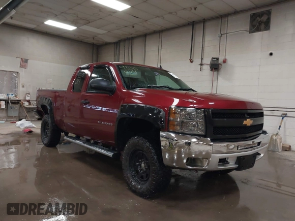 2013 Chevrolet Silverado 1500 LT with VIN 1GCRKSE76DZ273139, listed as a IAAI auction lot 42000114 with 199,155 mi miles and . Bid and sale history available at DreamBid. Image 1.
