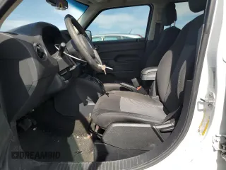 2016 Jeep Patriot Sport z VIN 1C4NJPBB7GD656743, wystawiony jako Copart lot #53142875 z przebiegiem 105 954 mil mil oraz Szkoda całkowita • Salvage title. Historia ofert i sprzedaży dostępna na DreamBid. Obrazek 7.
