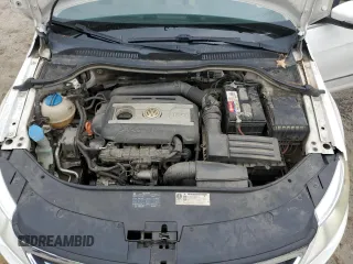 2009 Volkswagen CC Sport with VIN WVWML73C39E549439, listed as a Copart auction lot 70578094 with 123,890 mi miles and Salvage Title. Bid and sale history available at carsss.com. Image 12.