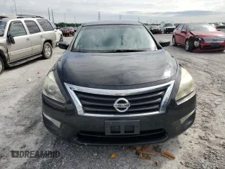2015 Nissan Altima 2.5 with VIN 1N4AL3AP2FN353530, listed as a Copart auction lot 56054095 with 298,242 mi miles and Salvage title. Bid and sale history available at DreamBid. Image 5.