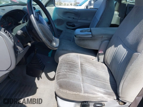1998 Ford F-150 с VIN 1FTZF18W4WKB72369, выставлен на аукционе IAAI как лот 42288924 с пробегом 157 100 миль миль и . История ставок и продаж доступна на DreamBid. Изображение 8.
