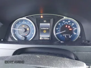 2017 Toyota Camry XLE z VIN 4T1BF1FK1HU805219, wystawiony jako IAAI lot #42199342 z przebiegiem 133 102 mil mil oraz . Historia ofert i sprzedaży dostępna na DreamBid. Obrazek 15.
