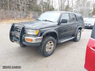 1998 Toyota 4Runner SR5 with VIN JT3HN86R2W0143134, listed as a IAAI auction lot 41971295 with 301,227 mi miles. Bid and sale history available at carsss.com. Image 2.