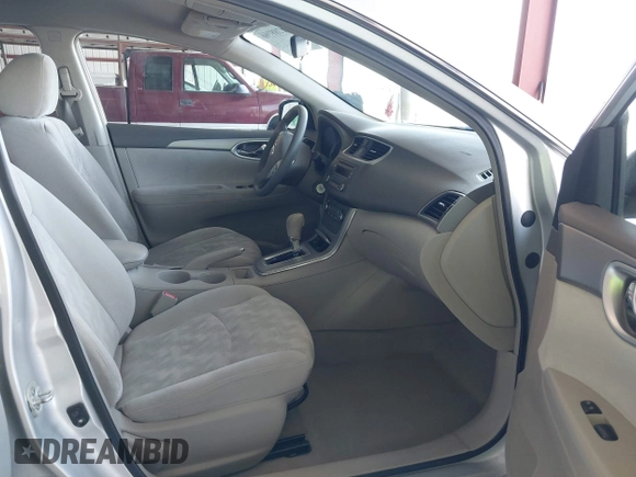 2013 Nissan Sentra SR z VIN 3N1AB7AP0DL667925, wystawiony jako IAAI lot #42288166 z przebiegiem 81 845 mil mil oraz . Historia ofert i sprzedaży dostępna na DreamBid. Obrazek 5.