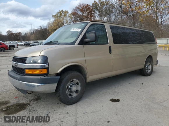 2011 Chevrolet Express Passenger 1LT z VIN 1GAZG1FG2B1154258, wystawiony jako Copart lot #78729104 z przebiegiem 180 662 mil mil oraz Szkoda całkowita • Salvage title. Historia ofert i sprzedaży dostępna na DreamBid. Obrazek 1.