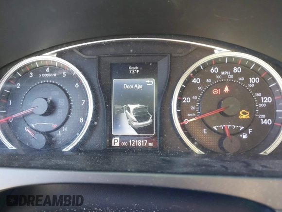 2015 Toyota Camry XLE with VIN 4T1BF1FK6FU901697, listed as a IAAI auction lot 41974098 with 121,817 mi miles. Bid and sale history available at carsss.com. Image 7.