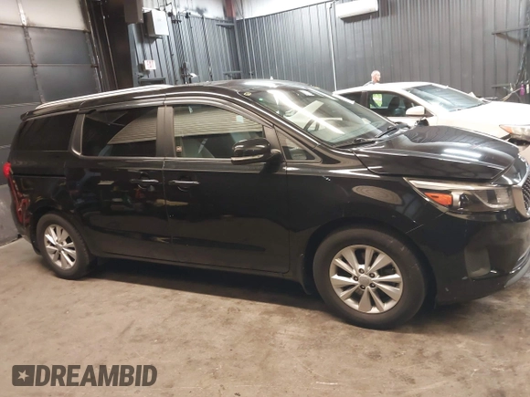 2016 Kia Sedona LX with VIN KNDMB5C10G6196316, listed as a IAAI auction lot 41766504 with 109,785 mi miles. Bid and sale history available at carsss.com. Image 13.