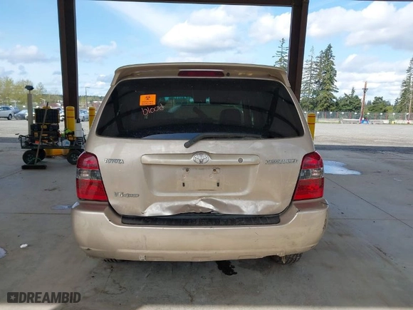 2007 Toyota Highlander w/3rd Row with VIN JTEEP21A070188206, listed as a IAAI auction lot 41999665 with 233,239 mi miles. Bid and sale history available at carsss.com. Image 16.