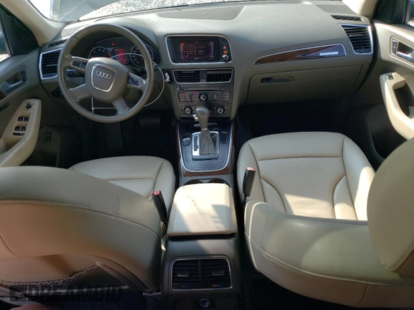 2012 Audi Q5 Premium Plus z VIN WA1LFAFP3CA052463, wystawiony jako Copart lot #59122905 z przebiegiem 130 271 mil mil oraz Szkoda całkowita • Salvage title. Historia ofert i sprzedaży dostępna na DreamBid. Obrazek 8.
