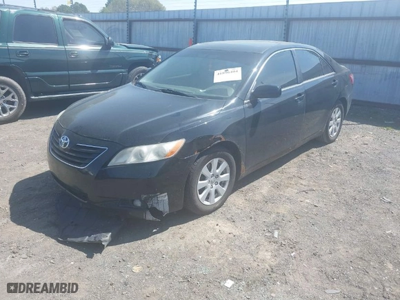 2007 Toyota Camry CE with VIN 4T1BE46K67U720783, listed as a IAAI auction lot 41896404 with 190,329 mi miles. Bid and sale history available at carsss.com. Image 2.