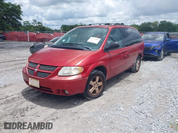 2005 Dodge Caravan SXT with VIN 2D4GP44L45R481294, listed as a IAAI auction lot 42772909 with 82,341 mi miles and . Bid and sale history available at DreamBid. Image 2.