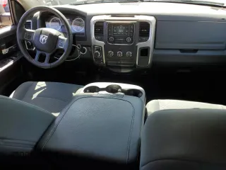 2018 Ram 1500 Big Horn z VIN 1C6RR7GGXJS307181, wystawiony jako Copart lot #53667355 z przebiegiem 116 980 mil mil oraz Szkoda całkowita • Salvage title. Historia ofert i sprzedaży dostępna na DreamBid. Obrazek 8.