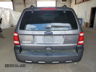 2011 Ford Escape XLT z VIN 1FMCU9D79BKB11405, wystawiony jako Copart lot #63095365 z przebiegiem Nie podano mil oraz Czysty tytuł • Clean title. Historia ofert i sprzedaży dostępna na DreamBid. Obrazek 6.