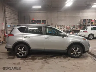 2017 Toyota RAV4 XLE with VIN 2T3RFREV3HW555319, listed as a IAAI auction lot 41946308 with 134,073 mi miles. Bid and sale history available at carsss.com. Image 13.