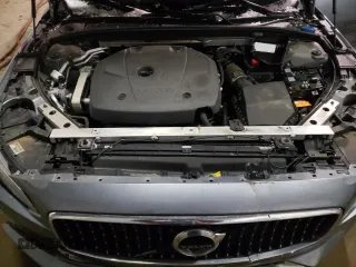 2018 Volvo V90 z VIN YV4A22NL8J1021670, wystawiony jako Copart lot #36056013 z przebiegiem 63 342 mil mil oraz . Historia ofert i sprzedaży dostępna na DreamBid. Obrazek 11.