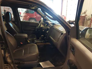 2011 Ford Escape Limited with VIN 1FMCU9EG0BKC29115, listed as a IAAI auction lot 41605426 with 189,187 mi miles. Bid and sale history available at carsss.com. Image 5.
