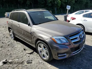 2013 Mercedes-Benz GLK 350 with VIN WDCGG8JB0DG083297, listed as a Copart auction lot 60913404 with 143,890 mi miles and Salvage Title. Bid and sale history available at DreamBid. Image 4.