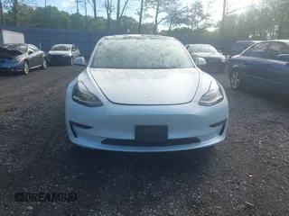 2023 Tesla Model 3 z VIN 5YJ3E1EA9PF576610, wystawiony jako IAAI lot #42206777 z przebiegiem 21 658 mil mil oraz . Historia ofert i sprzedaży dostępna na DreamBid. Obrazek 12.