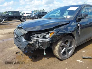 2019 Hyundai Veloster Premium с VIN KMHTG6AF1KU003446, выставлен на аукционе IAAI как лот 42551823 с пробегом 93 296 миль миль и . История ставок и продаж доступна на DreamBid. Изображение 6.