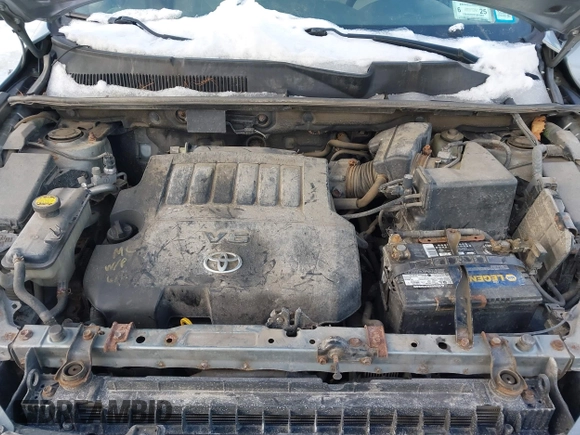 2008 Toyota RAV4 Ltd with VIN JTMBK31V886040432, listed as a IAAI auction lot 41554713 with 211,164 mi miles. Bid and sale history available at carsss.com. Image 10.
