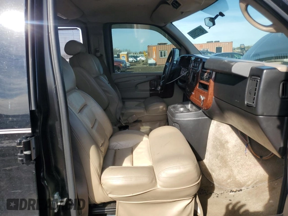 2011 GMC Savana Cargo Van YF7 Upfitter with VIN 1GDS7DC48B1172487, listed as a Copart auction lot 46772995 with 156,594 mi miles and Salvage Title. Bid and sale history available at carsss.com. Image 7.