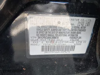 2019 Nissan Kicks S with VIN 3N1CP5CU6KL509670, listed as a IAAI auction lot 41787105 with 94,759 mi miles. Bid and sale history available at carsss.com. Image 9.