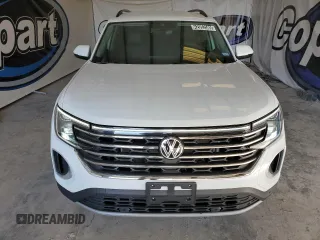2025 Volkswagen Atlas SE with VIN 1V2HR2CA6SC502567, listed as a Copart auction lot 42052585 with 8,407 mi miles and Clean title. Bid and sale history available at DreamBid. Image 5.