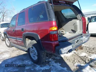 2001 Chevrolet Tahoe LT with VIN 1GNEK13T71J315151, listed as a IAAI auction lot 41340090 with 209,919 mi miles. Bid and sale history available at carsss.com. Image 3.