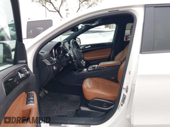 2019 Mercedes-Benz GLE 43 AMG with VIN 4JGED6EB5KA151772, listed as a IAAI auction lot 42168396 with 43,678 mi miles and . Bid and sale history available at DreamBid. Image 5.