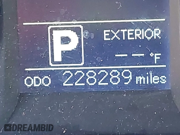 2016 Toyota Sienna LE with VIN 5TDJK3DC9GS130774, listed as a IAAI auction lot 42033495 with 228,289 mi miles. Bid and sale history available at carsss.com. Image 16.