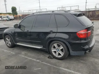 2011 BMW X5 35d z VIN 5UXZW0C58BL655830, wystawiony jako Copart lot #60874685 z przebiegiem Nie podano mil oraz Czysty tytuł • Clean title. Historia ofert i sprzedaży dostępna na DreamBid. Obrazek 2.