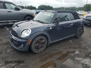2012 MINI Convertible S with VIN WMWZP3C53CT550188, listed as a Copart auction lot 88769895 with 130,696 mi miles and Non Repairable. Bid and sale history available at DreamBid. Image 1.