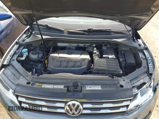 2018 Volkswagen Tiguan S with VIN 3VV0B7AX5JM108306, listed as a IAAI auction lot 42741783 with 71,040 mi miles and . Bid and sale history available at DreamBid. Image 10.