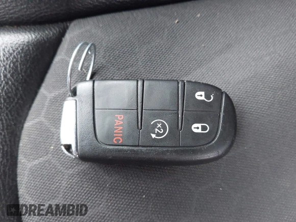 2018 Jeep Compass Altitude with VIN 3C4NJDBB9JT202297, listed as a IAAI auction lot 42020996 with 59,461 mi miles and . Bid and sale history available at DreamBid. Image 11.