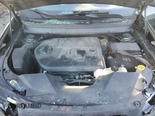 2019 Jeep Cherokee Limited with VIN 1C4PJMDX5KD378000, listed as a Copart auction lot 82141464 with 48,035 mi miles and Salvage Title. Bid and sale history available at DreamBid. Image 12.