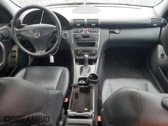 2004 Mercedes-Benz C 320 with VIN WDBRF64J44F512132, listed as a Copart auction lot 45532205 with 151,645 mi miles and Salvage Title. Bid and sale history available at DreamBid. Image 8.