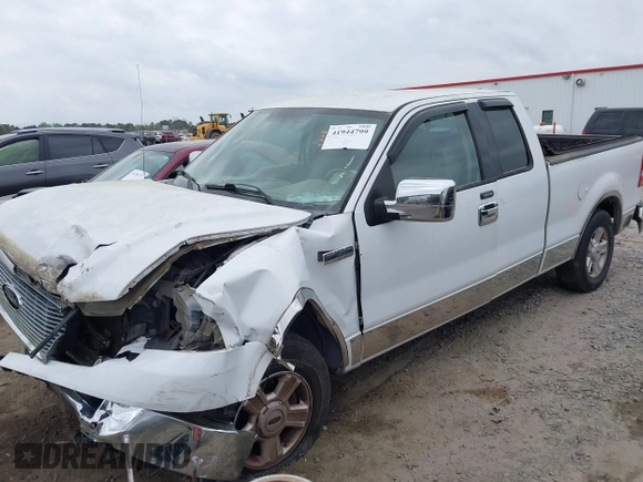 2004 Ford F-150 STX z VIN 1FTRX12W04NA27363, wystawiony jako IAAI lot #41944799 z przebiegiem Nie podano mil oraz . Historia ofert i sprzedaży dostępna na DreamBid. Obrazek 17.