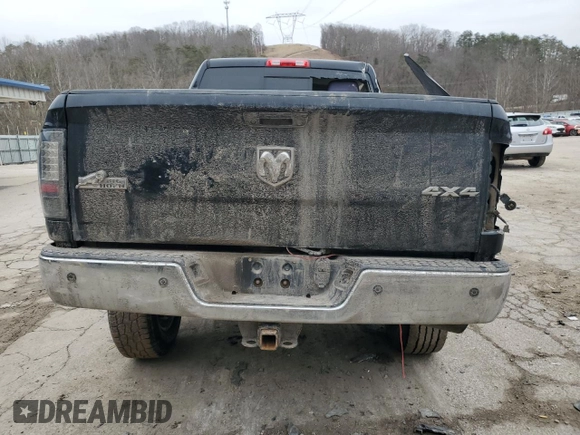 2015 Ram 2500 Big Horn z VIN 3C6UR5DL2FG569002, wystawiony jako Copart lot #43965245 z przebiegiem 147 592 mil mil oraz Szkoda całkowita • Salvage title. Historia ofert i sprzedaży dostępna na DreamBid. Obrazek 6.