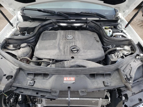 2015 Mercedes-Benz GLK 250 with VIN WDCGG0EBXFG347544, listed as a Copart auction lot 86331534 with 43,513 mi miles and Salvage Title. Bid and sale history available at DreamBid. Image 12.