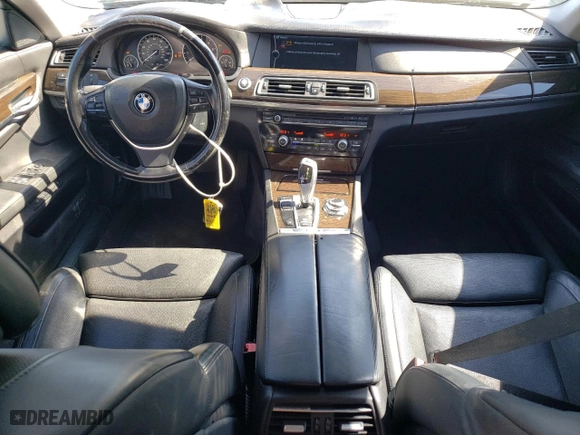 2009 BMW 7 Series 750i with VIN WBAKA83549CY33241, listed as a Copart auction lot 75237884 with 130,585 mi miles and Salvage Title. Bid and sale history available at carsss.com. Image 8.