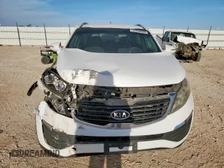 2012 Kia Sportage LX z VIN KNDPBCA22C7261796, wystawiony jako Copart lot #57284425 z przebiegiem 133 383 mil mil oraz Szkoda całkowita • Salvage title. Historia ofert i sprzedaży dostępna na DreamBid. Obrazek 5.