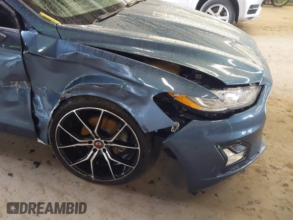 2019 Ford Fusion SEL with VIN 3FA6P0CD6KR145380, listed as a IAAI auction lot 40911980 with 58,825 mi miles. Bid and sale history available at carsss.com. Image 6.