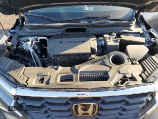 2025 Honda Pilot EX-L with VIN 5FNYG1H44SB063991, listed as a Copart auction lot 47678335 with 5 mi miles and Salvage title. Bid and sale history available at DreamBid. Image 11.