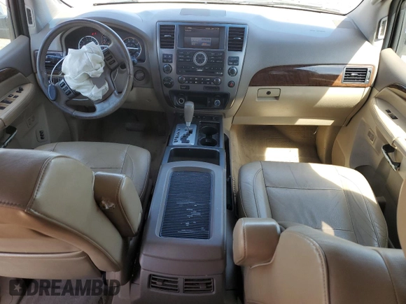 2011 Nissan Armada Platinum z VIN 5N1AA0NC7BN613402, wystawiony jako Copart lot #53395735 z przebiegiem 203 583 mil mil oraz Szkoda całkowita • Salvage title. Historia ofert i sprzedaży dostępna na DreamBid. Obrazek 8.