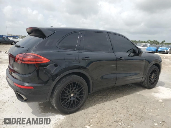 2016 Porsche Cayenne с VIN WP1AA2A20GLA11522, выставлен на аукционе Copart как лот 62493555 с пробегом 43 757 миль миль и Списание • Salvage title. История ставок и продаж доступна на DreamBid. Изображение 3.