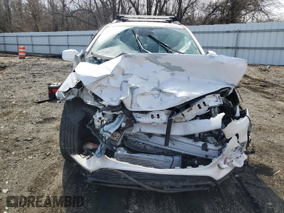2021 Chevrolet Trax LT with VIN KL7CJPSB9MB326050, listed as a Copart auction lot 49545985 with 0 mi miles and Salvage Title. Bid and sale history available at carsss.com. Image 5.