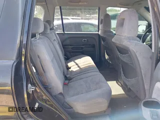 2005 Honda Pilot EX with VIN 5FNYF18475B002951, listed as a IAAI auction lot 42049908 with Not Provided miles. Bid and sale history available at carsss.com. Image 8.